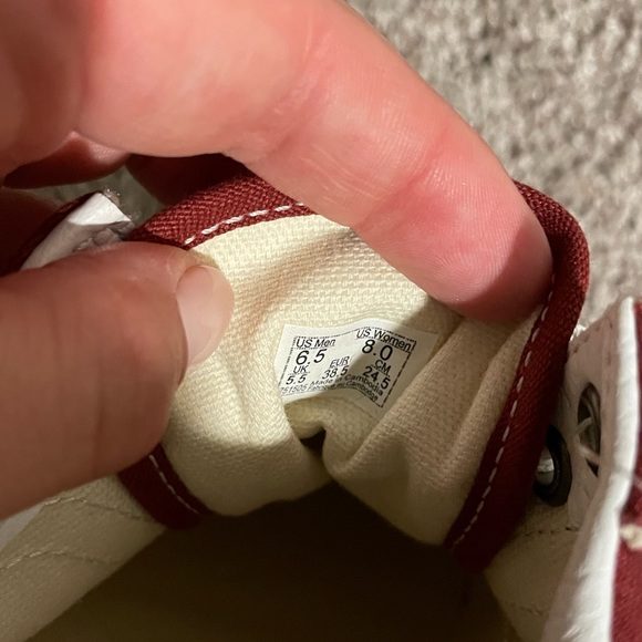 Burgundy Women’s Vans - Picture 6 of 6